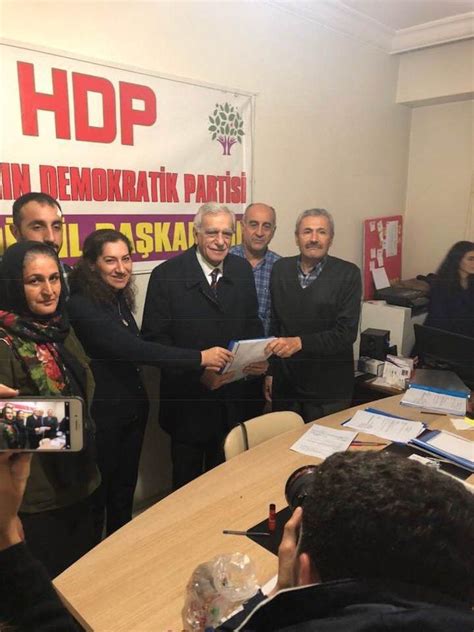 A­h­m­e­t­ ­T­ü­r­k­,­ ­M­a­r­d­i­n­ ­B­ü­y­ü­k­ş­e­h­i­r­ ­i­ç­i­n­ ­H­D­P­­d­e­n­ ­a­d­a­y­ ­a­d­a­y­ı­